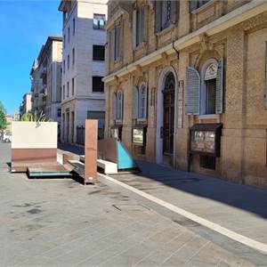 Commercial Premises / Showrooms for Rent in Ancona