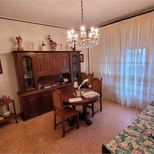 Трёхкомнатная квартира в продажа для Ancona