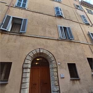 Трёхкомнатная квартира в аренда для Ancona