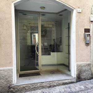 1 locale In Vendita a Ancona