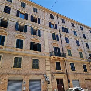 3+ bedroom apartment for Sale in Ancona