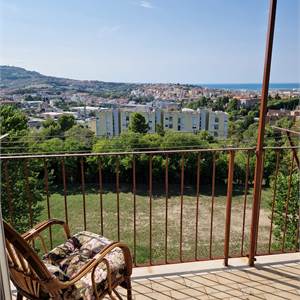 3+ bedroom apartment for Rent in Ancona