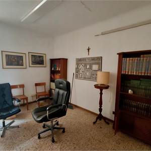 2 locali In Vendita a Ancona