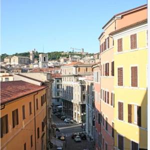 4 o più locali In Vendita a Ancona